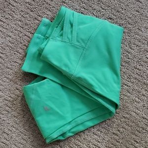 NWT Fabletics trinity high waisted pocket legging - short xxs
